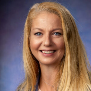 Headshot of Shannon Gleave