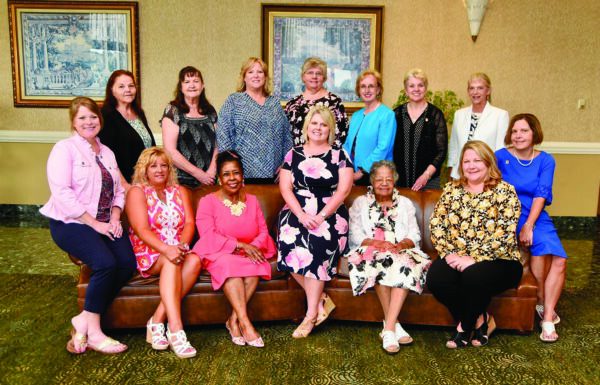 Group picture of Deborah Carpenter and other past presidents