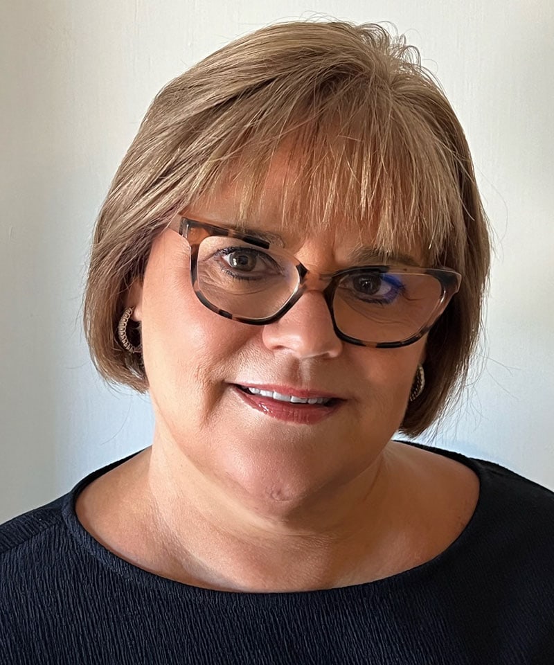 Headshot of Robin Bowman