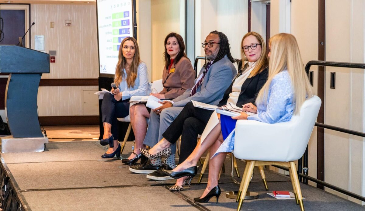 Danielle Duran Baron, Stephanie Dillard, Eric Span, Ashley Powell and Shannon Gleave