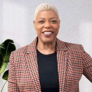 Tisa Jones, SNS