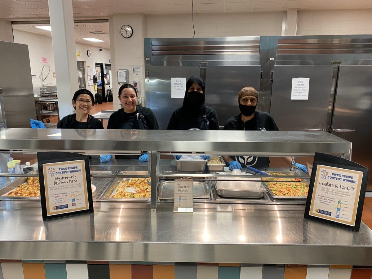 Price William County Schools (VA) cafeteria workers